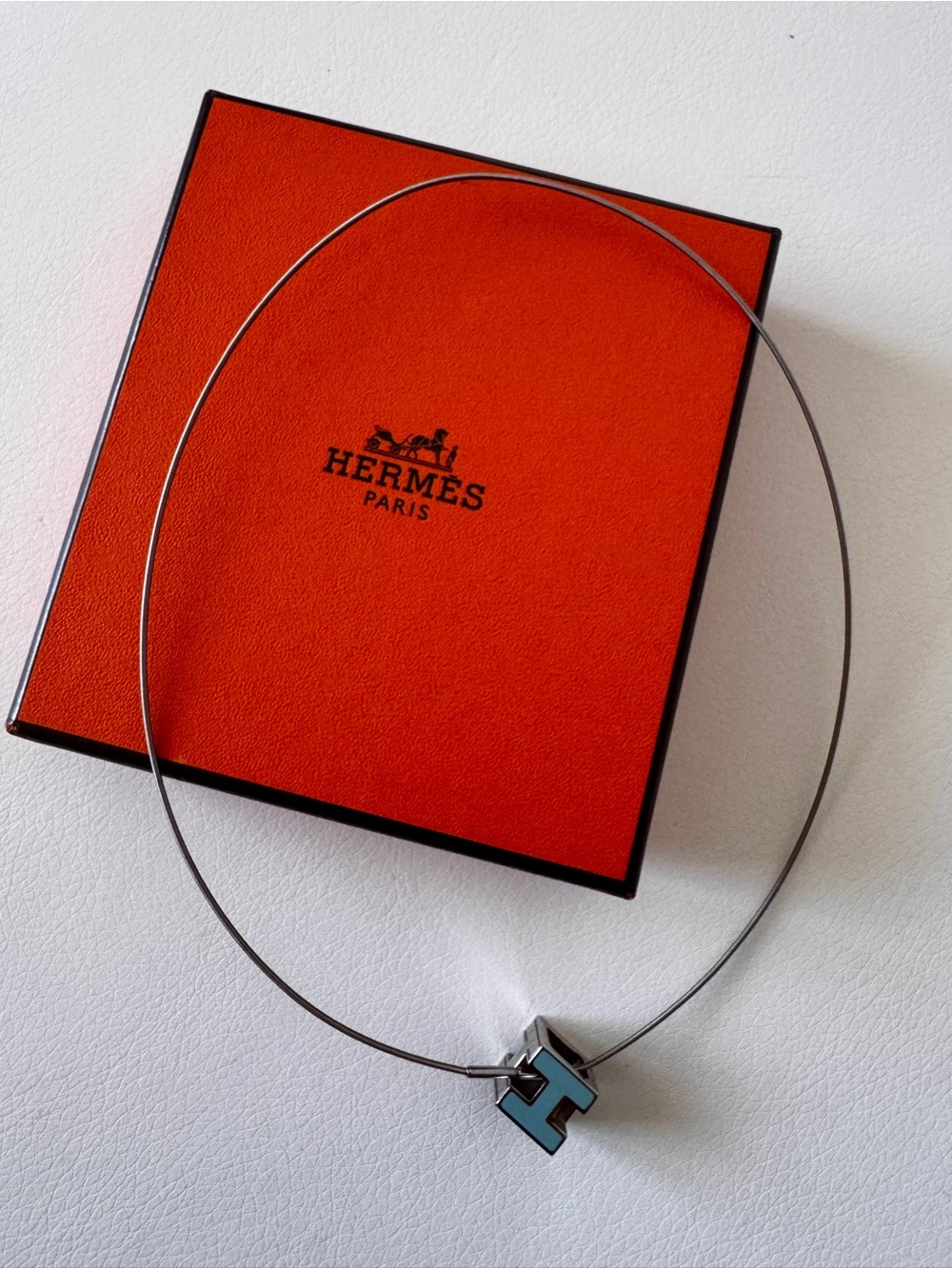 HERMES RARE Color Silver Tone Necklace with 2-Way H Pendant with pouch & box